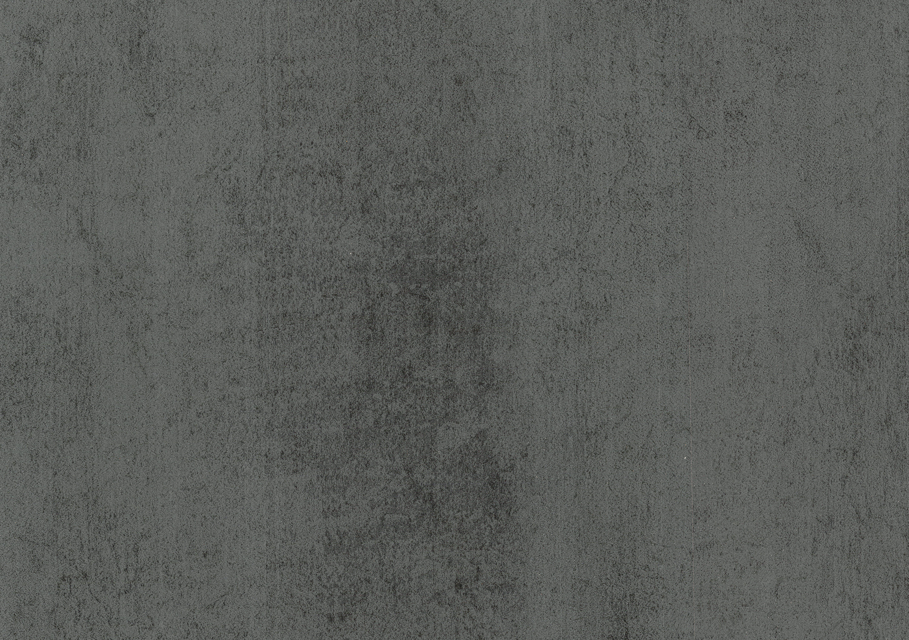 Камень темный